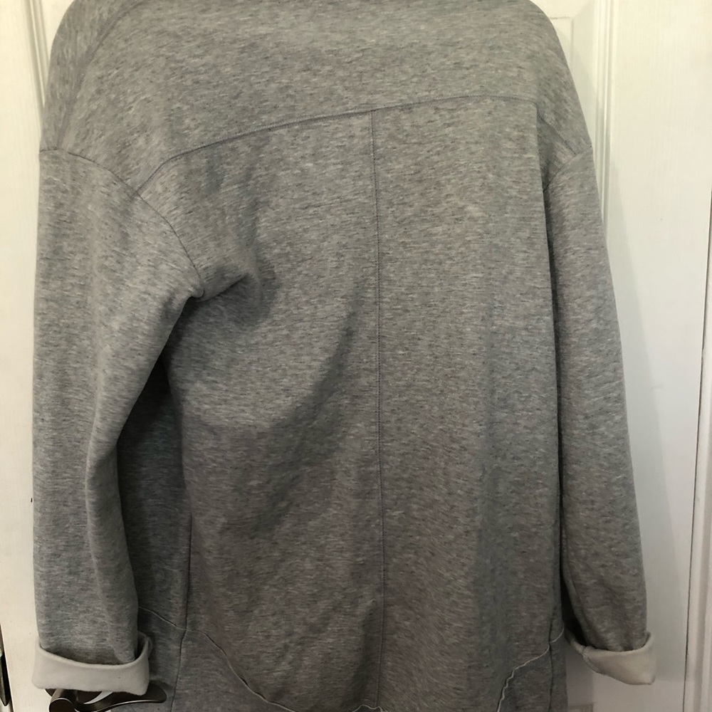 Woman’s light gray jacket - Picture 2 of 2